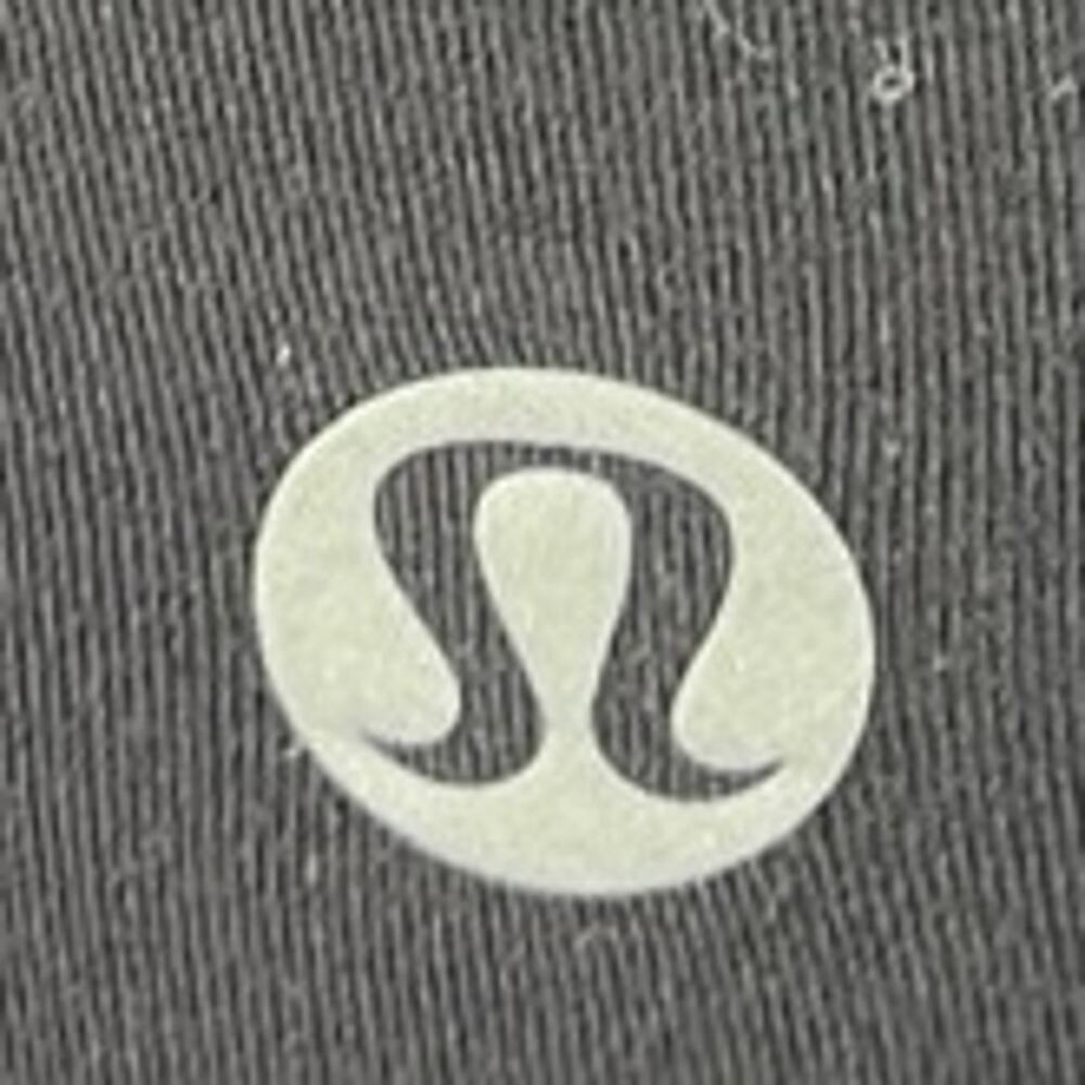 Lululemon Women's Black Pull On Yoga Workout Running Athletic Biker Shorts Sz 2 - Picture 4 of 5